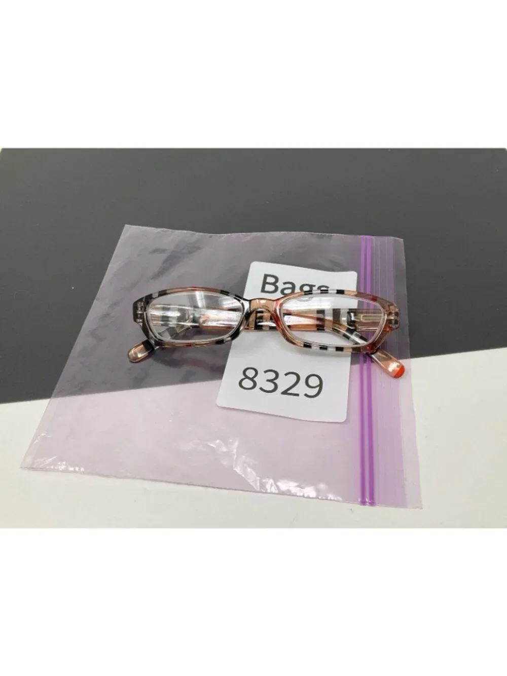 Peepers 149 Readers + 2.50 Rown Stripes  Reading Glasses